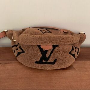 Designer Inspired Sherpa Bumbag